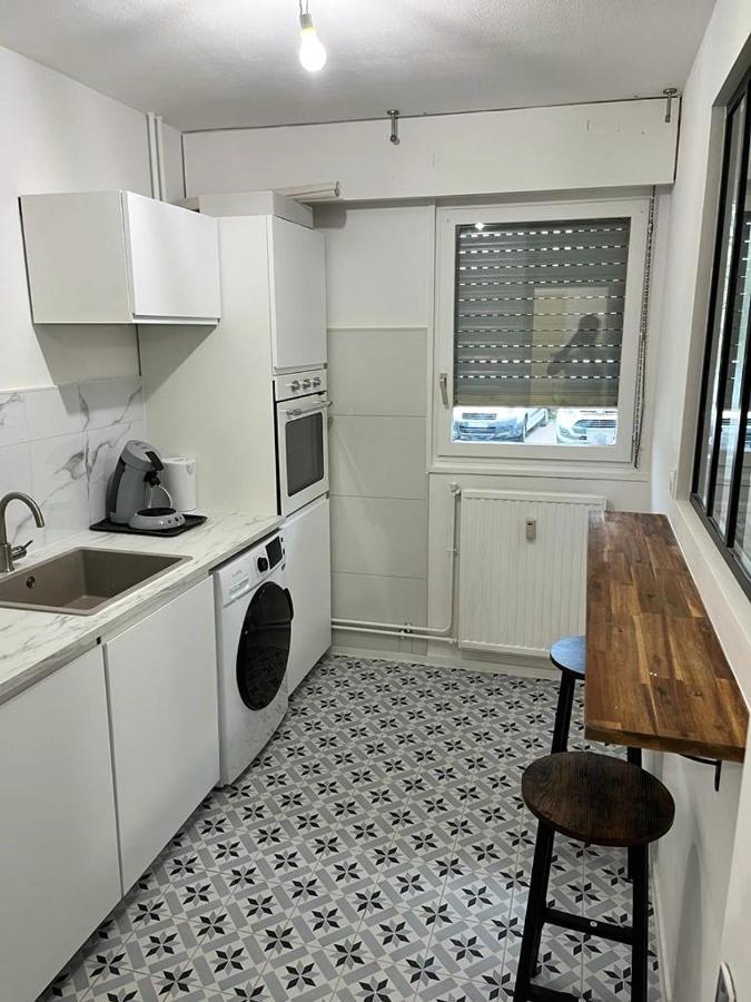Appartement Le Rousseau Metz Avec Parking Gratuit מראה חיצוני תמונה
